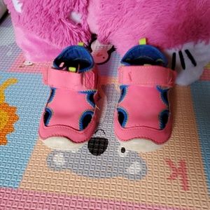 Stride Rite soft memory foam toddler shoes